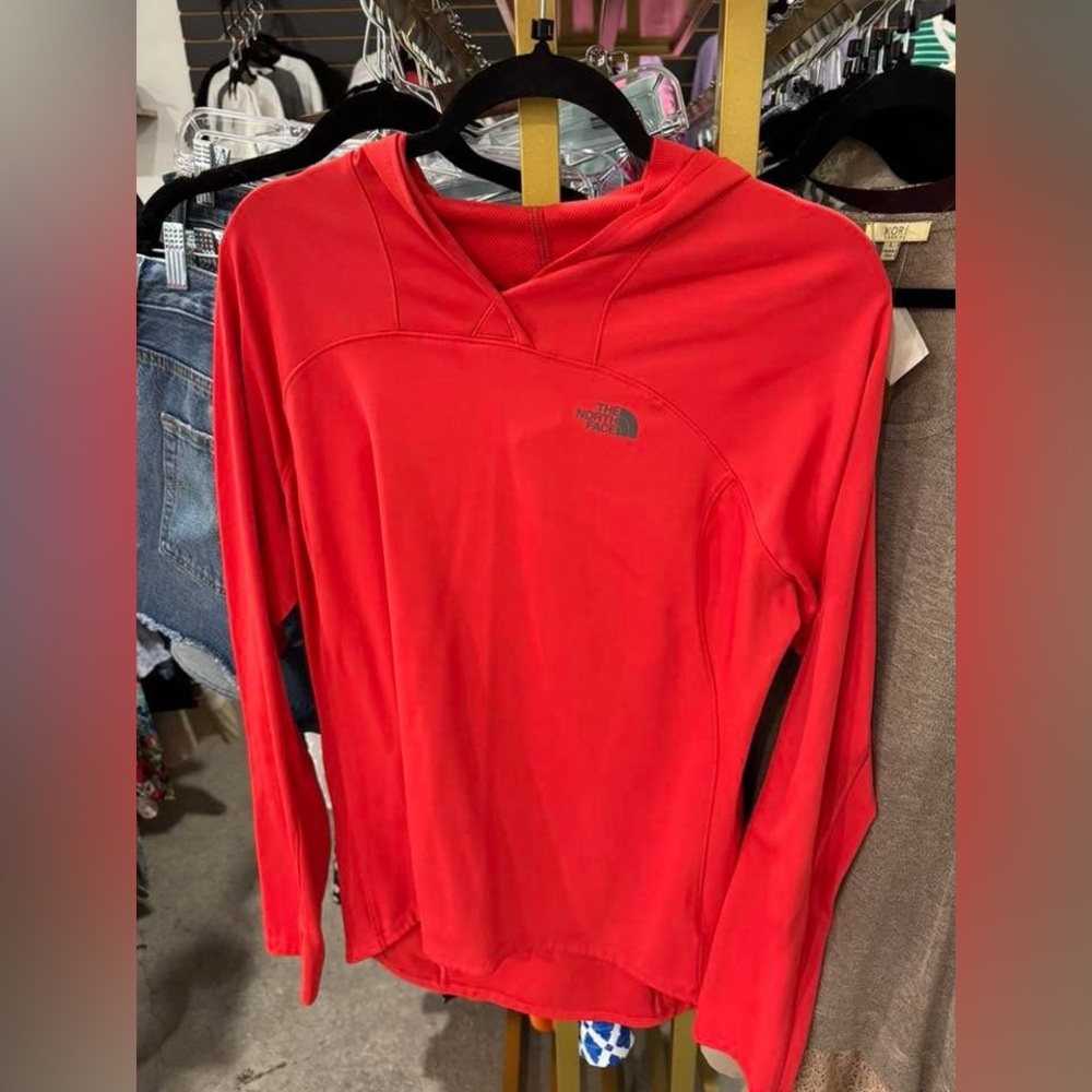 The North Face Fiery Red Pullover